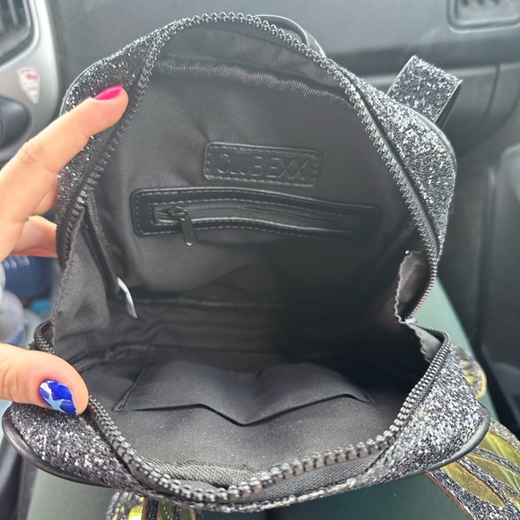 Club Exx Butterfly Backpack - Picture 5 of 6